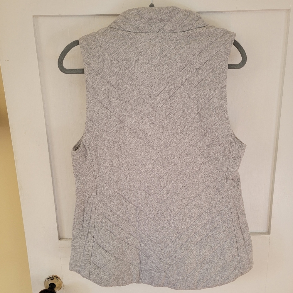 A-Symmetric Zip Vest - Picture 8 of 9